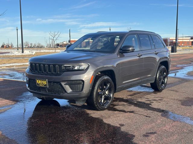 2023 Jeep Grand Cherokee Altitude 4x4