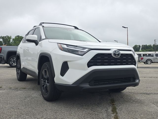 2024 Toyota RAV4 XLE:168865A