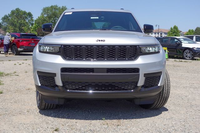 new 2025 Jeep Grand Cherokee L car, priced at $40,120
