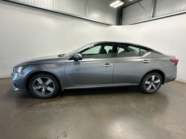 2019 Nissan Altima 2.5 SV Gray at Klick Lewis Buick Chevrolet