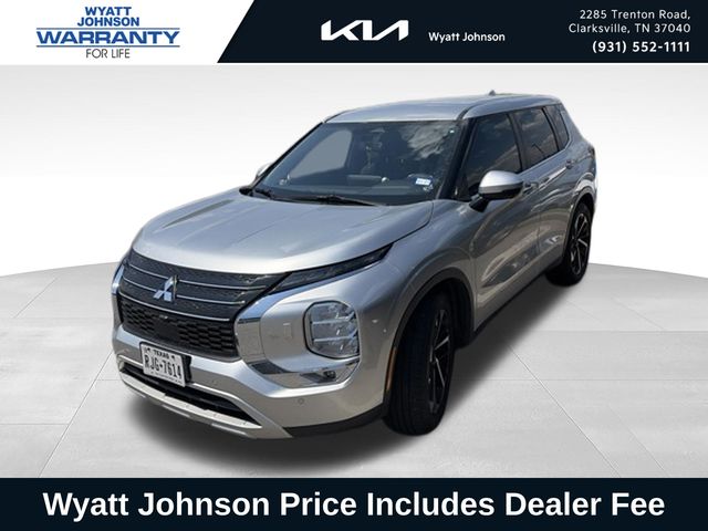 Silver 2022 Mitsubishi Outlander SUV / Crossover All-Wheel Drive Continuously Variable Transmission