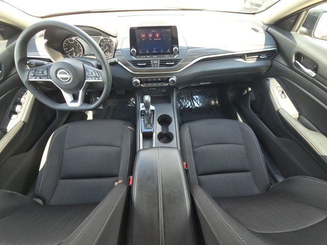 2025 Nissan Altima 2.5 SV:B02428