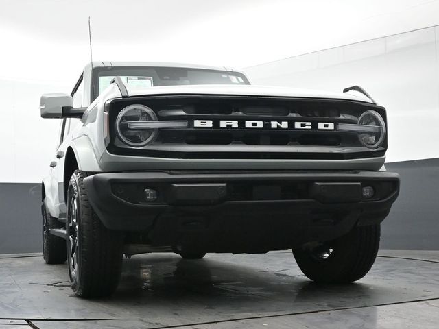 2022 Ford Bronco Outer Banks 41