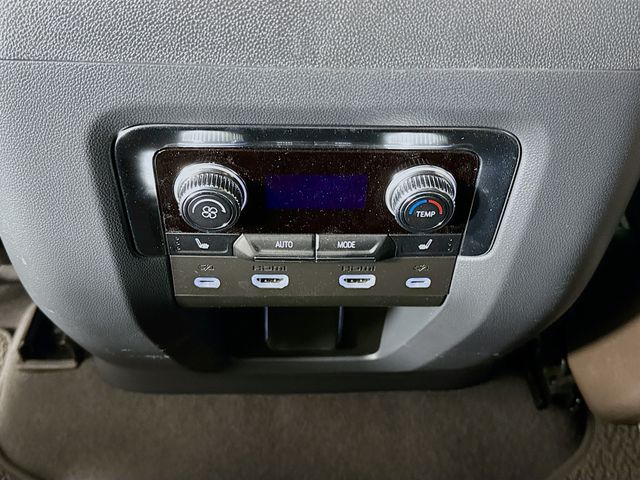 2024 White Frost Tricoat GMC Yukon Denali 4X4 SUV