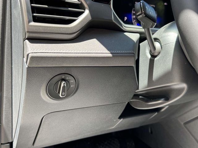New 2026 Black Volkswagen 1.5T SE Black image 28