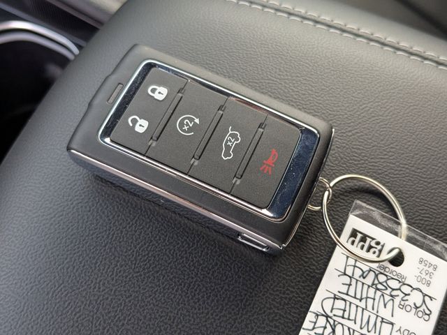 2025 Jeep Grand Cherokee Limited 4x2