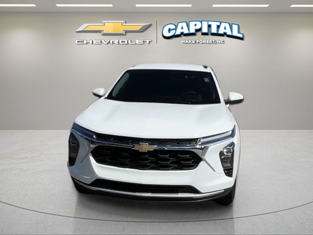 Used 2025 White Chevrolet LT image 10