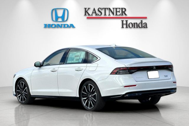New 2026 Silver Honda Touring image 6