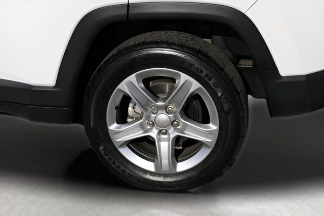 Used Car 2024 Jeep Compass  Latitude For Sale Under $25,000 In Austin, Texas