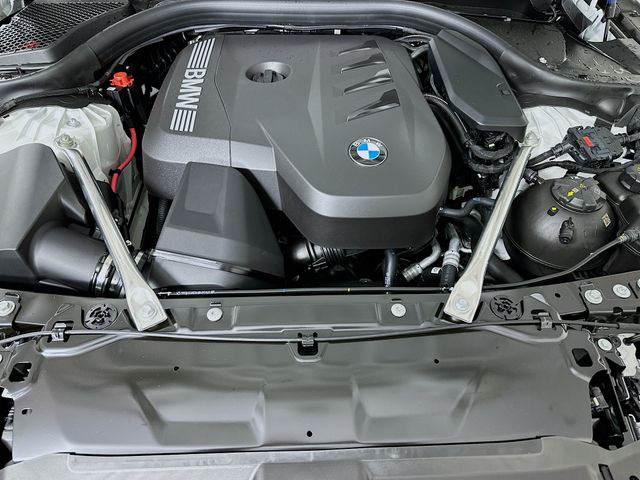 2025 BMW 5 Series 530i xDrive 31