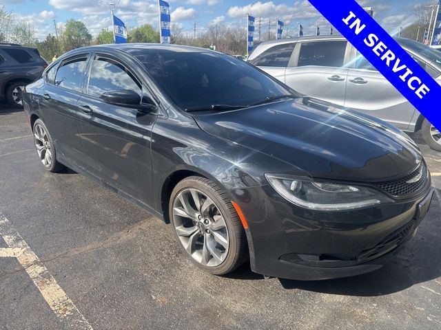 Phantom Black 2016 Chrysler 200 S Sedan FWD Sedan Front-Wheel Drive 9-Speed Automatic