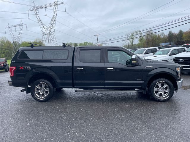 2015 Ford F-150 XLT - Tuxedo Black Metallic exterior view 9
