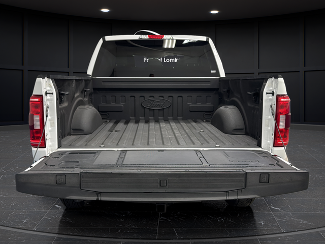 Used 2023 Oxford White Ford XLT image 24