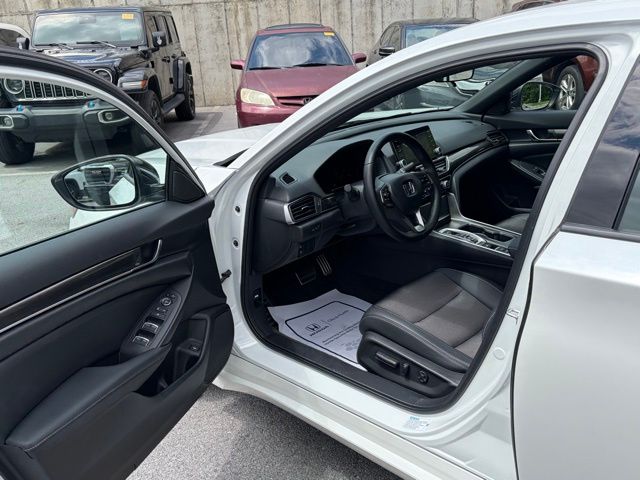 used 2022 Honda Accord Hybrid car, priced at $26,991
