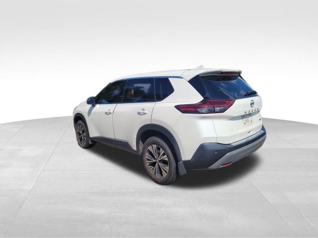 2021 Nissan Rogue SV 3