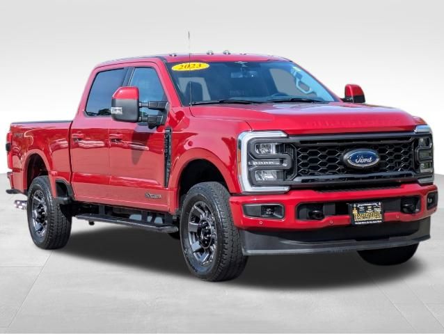 2023 Ford F-250SD Lariat 2