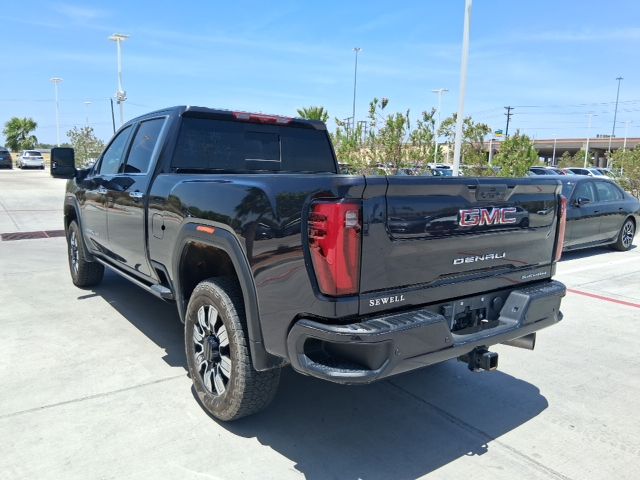 Used 2024 Silver GMC Denali image 4