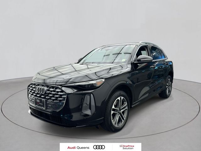 Mythos Black Metallic 2025 Audi Q5 quattro Premium 40 TFSI SUV / Crossover All-Wheel Drive 7-Speed Automatic