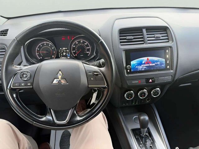 MitsubishiOutlander Sport14