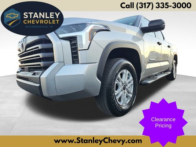 2022 Toyota Tundra SR5 CrewMax Cab 4WD