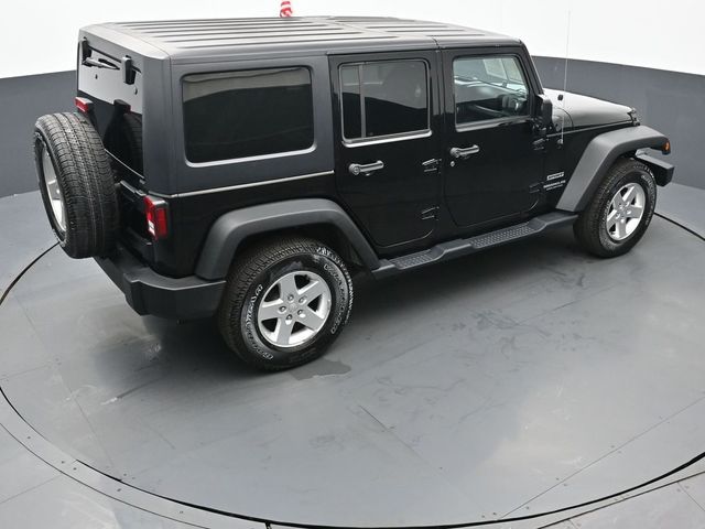 2017 Jeep Wrangler Unlimited Sport 35