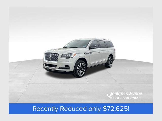 Ceramic Pearl Metallic Tri-Coat 2024 Lincoln Navigator Reserve 4WD SUV / Crossover Four-Wheel Drive Automatic