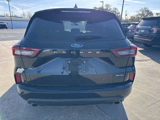 2023 Ford Escape ST-Line - 4