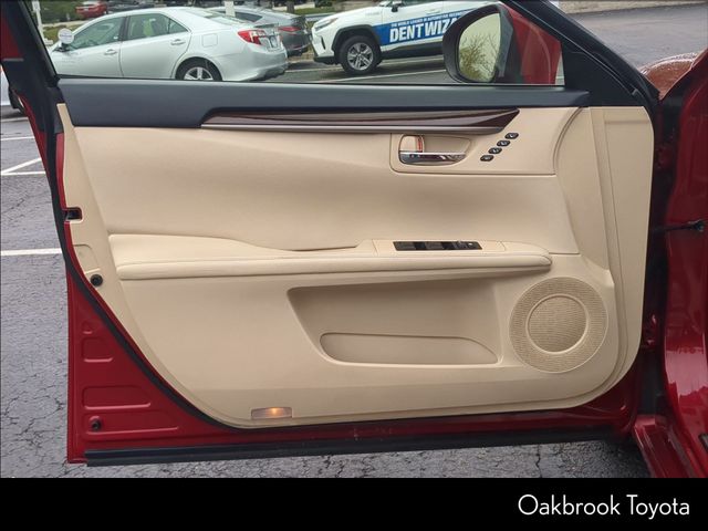 2014 Lexus ES 350 photo