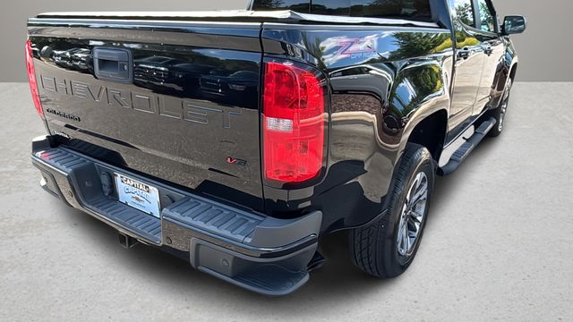 Used 2022 Black Chevrolet Z71 image 39