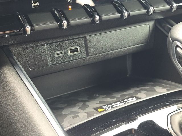 2024 GMC Canyon AT4:C02670