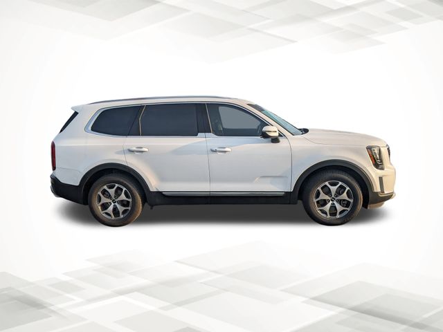 2022 Kia Telluride EX photo