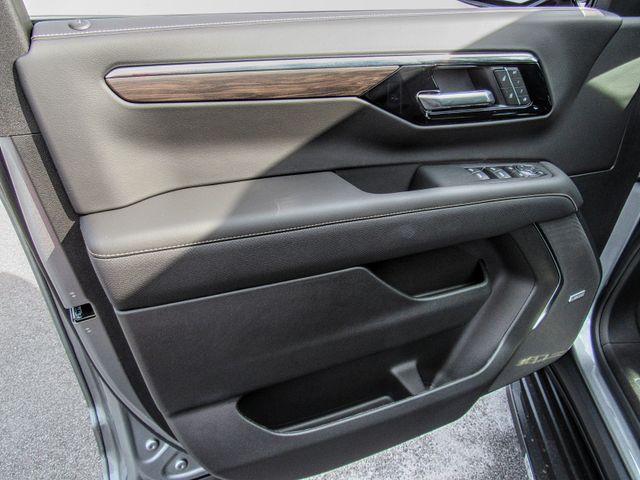 Photo of 2025 Chevrolet Suburban Premier in Dallas, GA - 13,  2025 Chevrolet Suburban Premier:44058