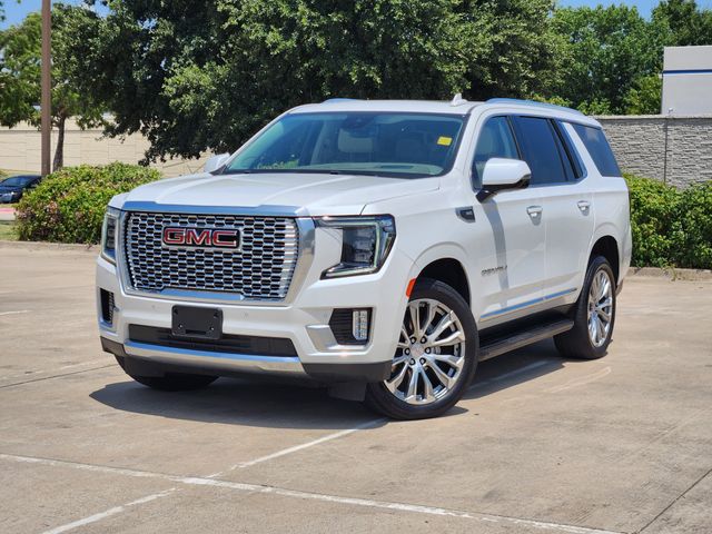 White Frost Tricoat 2024 GMC Yukon SUV / Crossover Four-Wheel Drive 