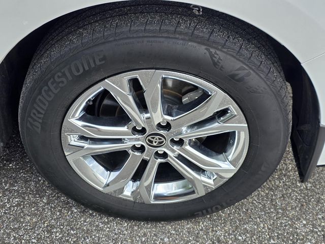 Used 2024 Toyota Sienna Van