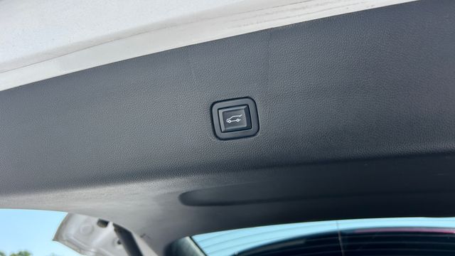 Used 2023 Chevrolet Traverse SUV