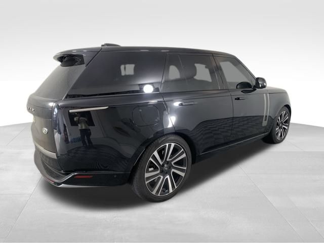 2023 Land Rover Range Rover SE 6