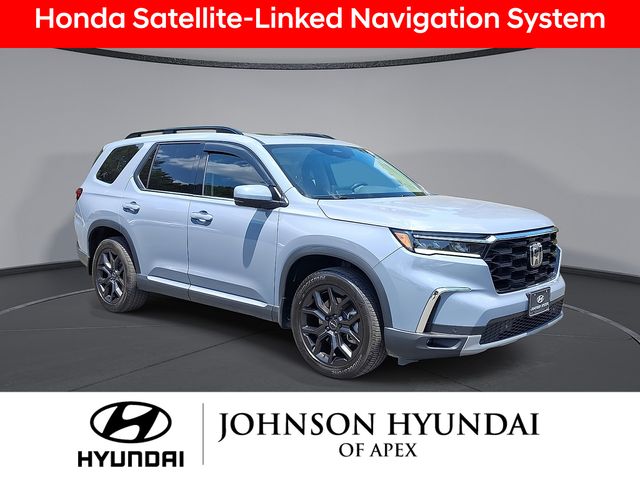 Sonic Gray Pearl 2025 Honda Pilot SUV / Crossover All-Wheel Drive Automatic