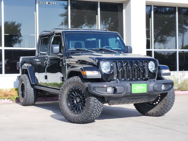Black Clearcoat 2022 Jeep Gladiator Pickup Truck Four-Wheel Drive 8-Speed Automatic