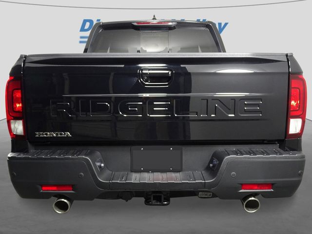 2025 Honda Ridgeline Black Edition 4