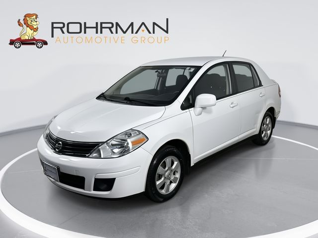 2011 Nissan Versa 1.8 S photo