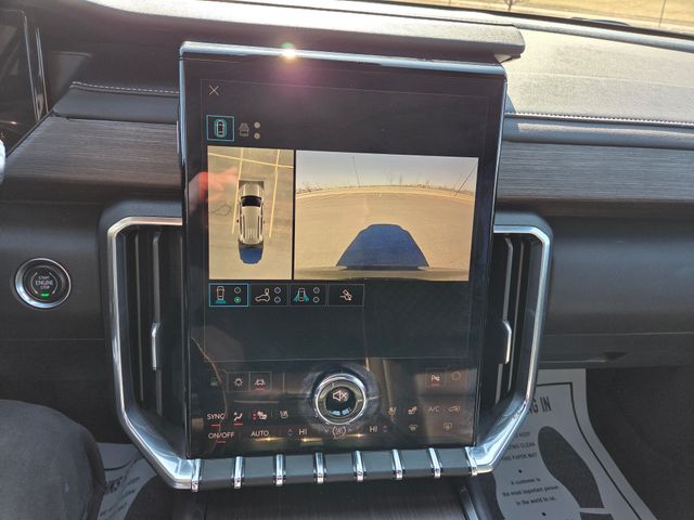 2025 GMC Acadia AWD Denali