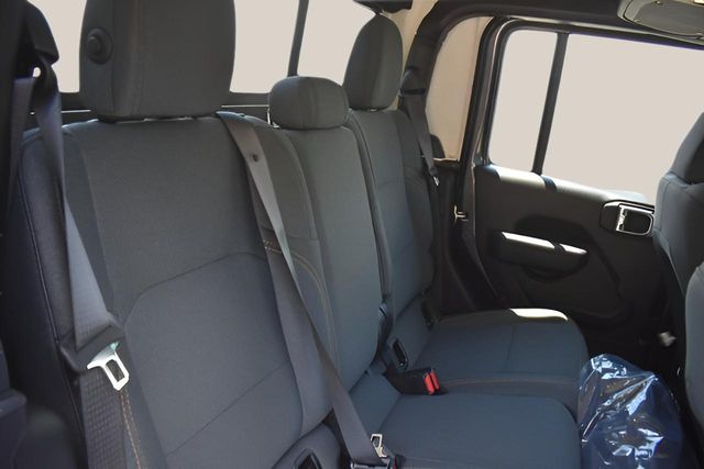 New Car 2025 Jeep Gladiator  Sport S For Sale Under $40,000 In Austin, Texas