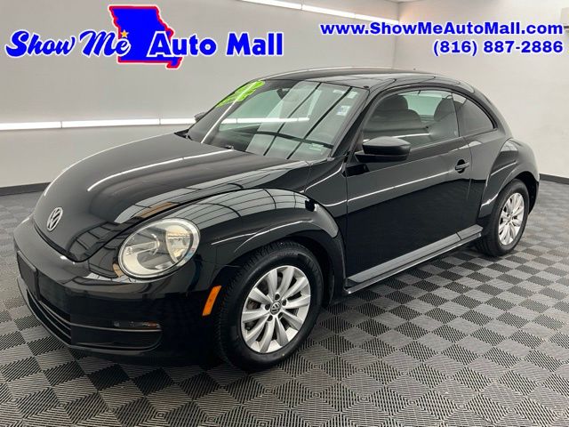 Black 2013 Volkswagen Beetle 2.5L Entry Hatchback Front-Wheel Drive 6-Speed Automatic