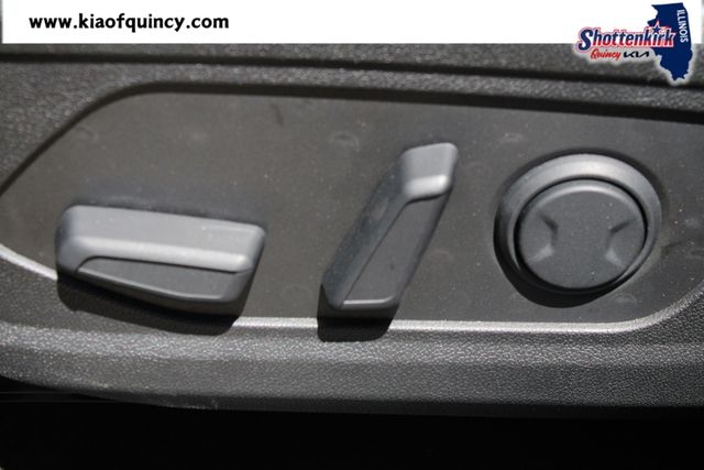 2026 Kia Sorento EX - Photo 14