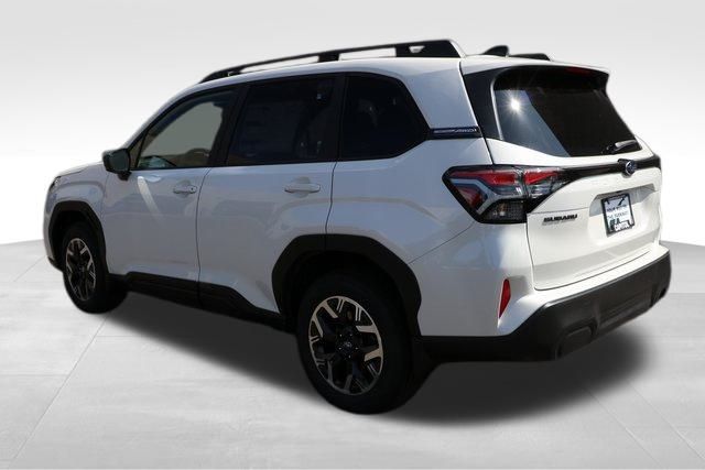 2025 Subaru Forester Premium 19