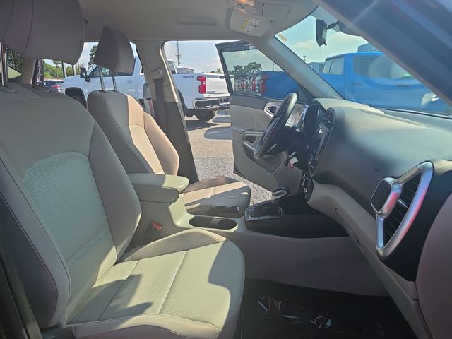 Used 2022 Black Kia LX image 11