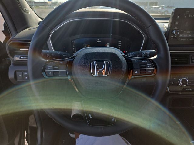 Used 2025 Honda Pilot SUV