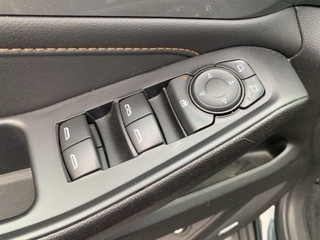 2021 Chevrolet Traverse RS photo
