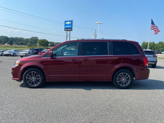 2017 Dodge Grand Caravan SXT 2