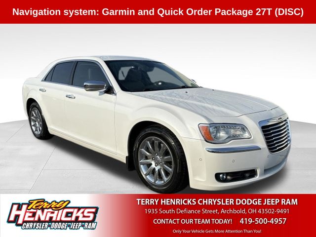 White (Ivory Tri-Coat Pearl) 2013 Chrysler 300 Sedan Rear-Wheel Drive 8-Speed Automatic